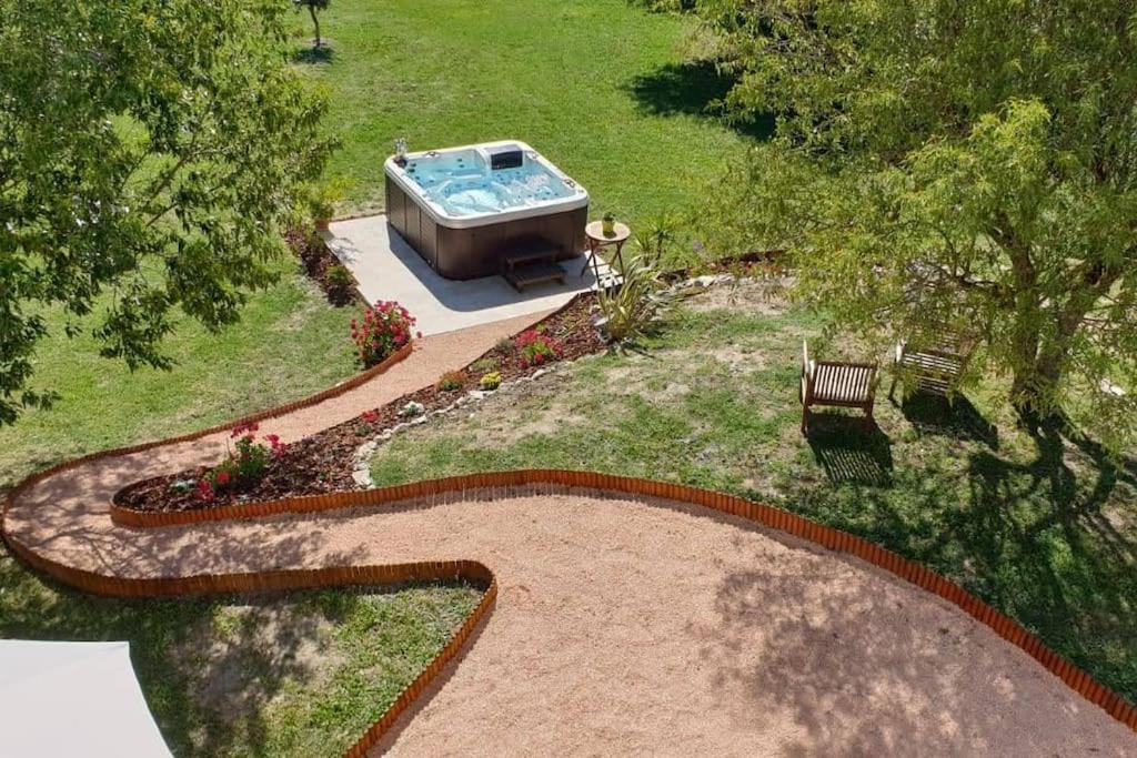 Les Prairies De Fenestrelle Spa & Piscine Au Calme Aubagne Exteriör bild