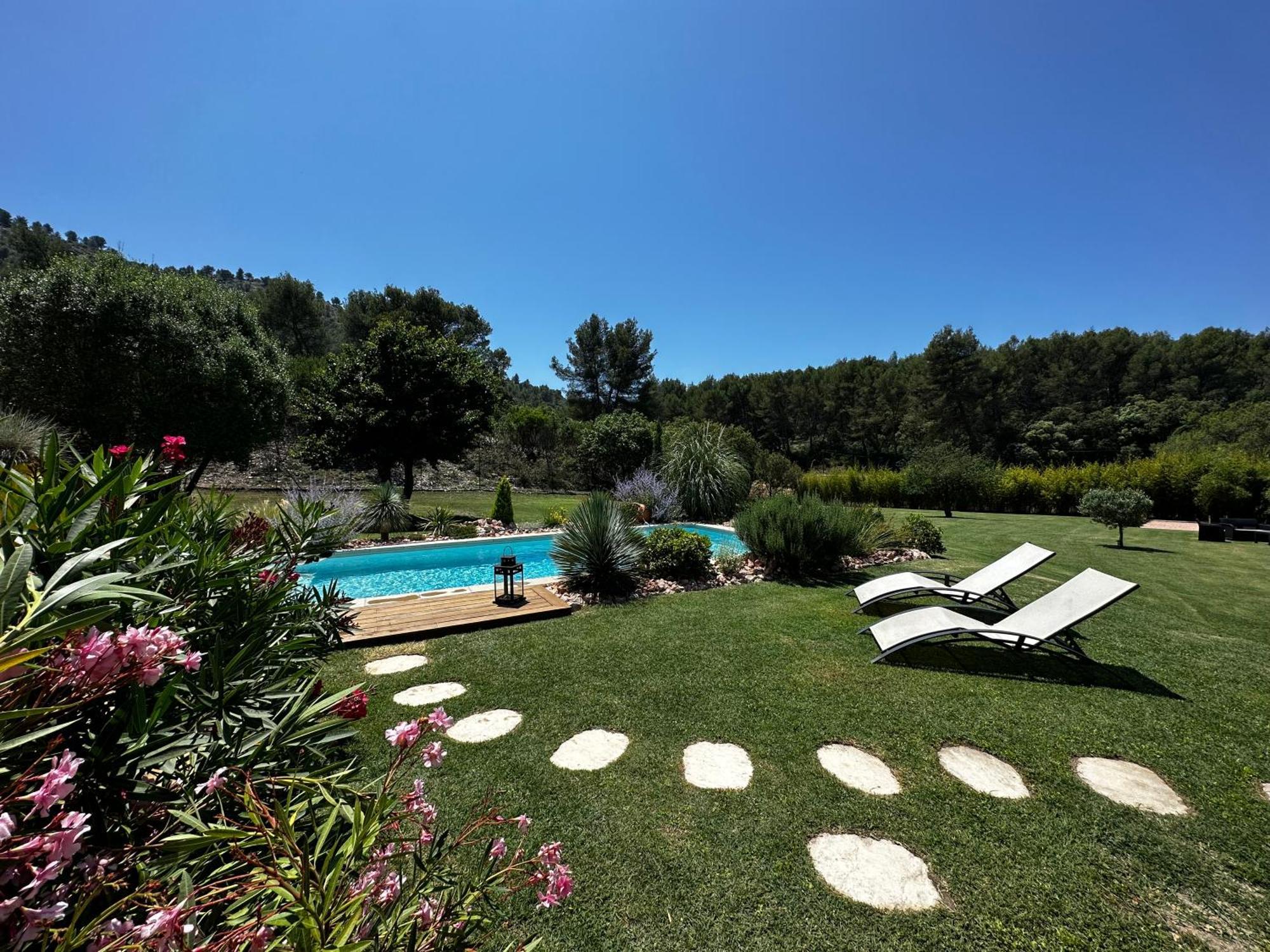 Les Prairies De Fenestrelle Spa & Piscine Au Calme Aubagne Exteriör bild